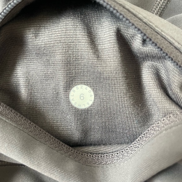 Lululemon gray tights - Picture 2 of 5